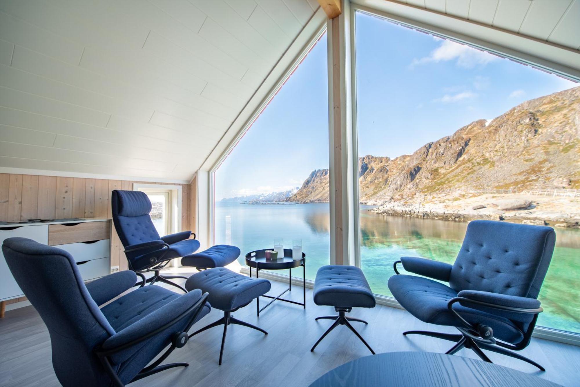 Lofoten Waterfront Luxury Lodge Баллстад Экстерьер фото